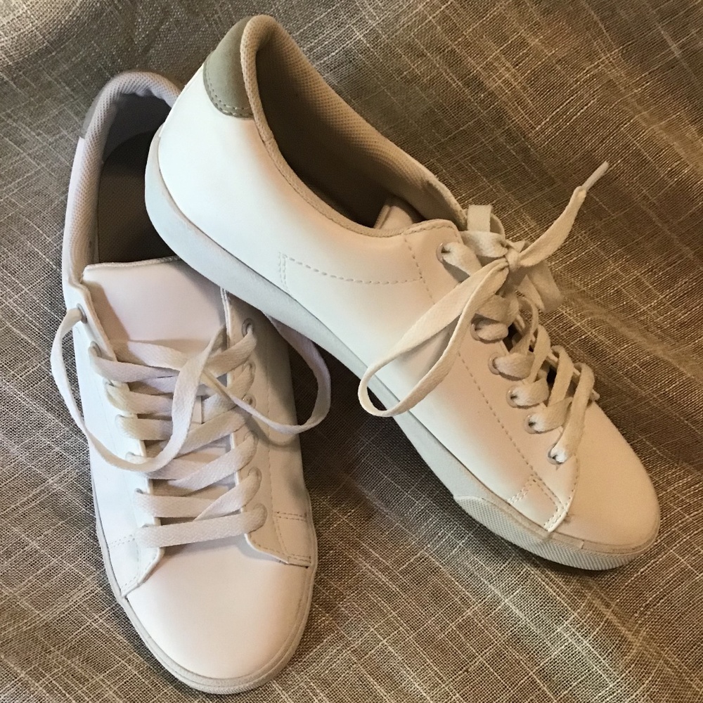 H&M White Lace-up Sneakers